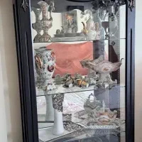 بوفه به قیمت دومیلیون به فروش می رسد