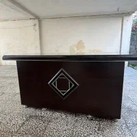 میز‌ مدیریت در حد نو