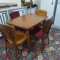 میز ناهار خوری چهار نفره