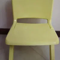 صندلی و میز تحریر