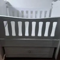 تخت نوزاد|اسباب و اثاث بچه|دماوند, دماوند|دیوار