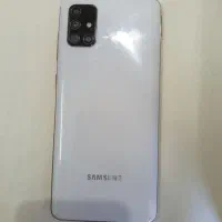 گوشی سامسونگ A71 درحد آکبند