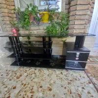 میز تلویزیون در حد نو