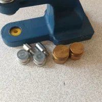 دکمه زن فروشی