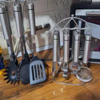 ست کفگیر ملاقه و ابزار درحد نو.همه باهم ۸۰۰تومن