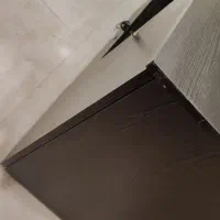 میز  کامپیوتر کاملا سالم ومحکم|میز تحریر و کامپیوتر|اسکو, |دیوار