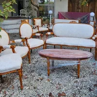 مبل نیو کلاسیک به دلیل تغییر شغل نصف قیمت|مبلمان خانگی و میز عسلی|رامسر, |دیوار