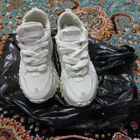 کتونی لژدار|کیف، کفش، کمربند|پرند, فاز ۵|دیوار