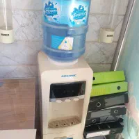 یک دستگاه آب سردو گرم کن گاسونیک
