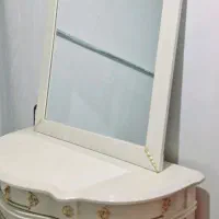 کنسول بهمراه آینه