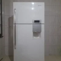 یخچال  موتور سوخته ۱سال کارکرده سالم سالم همچی