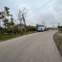 زمین مسکونی با نامه بنیاد/برِ اصلیه آسفالت