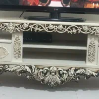 میزتلویزیون‌ و جاکفشی