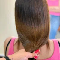 خدمات تخصصی کراتین احیاوصافی زهرا غلامی نیا