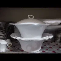 چینی زرین ۳۰ نفره با جعبه|ظروف سرو و پذیرایی|تهران, ابوذر|دیوار