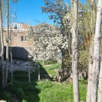 یه-باب-خانه-کلنگی-همراه-با-حیاط