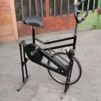 دوچرخه ثابت ورزشی