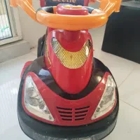 ماشین موزیکال دسته دار