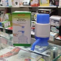 پمپ آب دستی