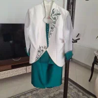 لباس مجلسی|لباس|نیشابور, بزرگمهر|دیوار