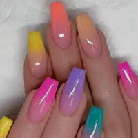 ناخنکار . کاشت ناخن با لاک ژل به قیمت 250|خدمات آرایشگری و زیبایی|تبریز, |دیوار