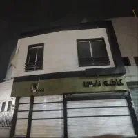 دفتر ۲۴ متری  بیلبورد چهارراه