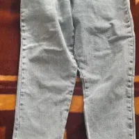 شلوار لی پسرانه.