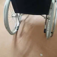 ویلچر سالم و تمیز