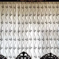 پرده دست دوم سالم حدود ۶متر