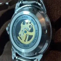 ساعت تمام اتومات