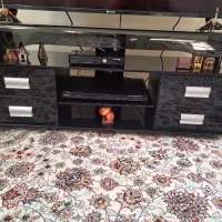 میز تلویزیون در حد نو