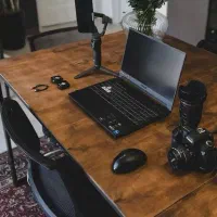 اینستاگرامتو بترکون(سناریو،فیلمبرداری و ادیت)