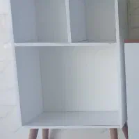 کتابخانه. قاب آینه