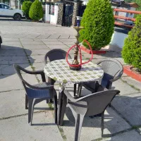 میز و صندلی