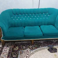مبلمان ومیز وسط