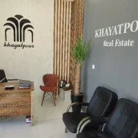 مغازه ۱۰۰ متری سبزقبا
