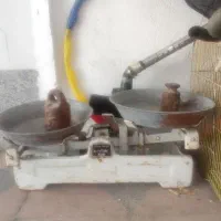 ترازو قدیمی
