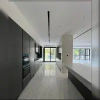 تاپ ترین لوکیشن آپارتمان ۱۱۰ متری مدرن ۲ خوابه