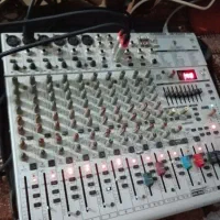 باند و میکروفن میکسر