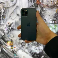 ایفون ۱۲پرو در حد اک ۲۵۶ابی بدون خط خش