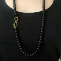 گردنبد و دستبند سنگی