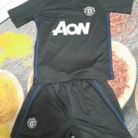 لباس ورزشی مشکی