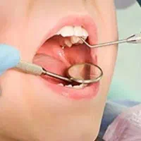 نیازمند دستیار دندانپزشک