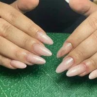 کاشت و ترمیم ناخن در سهند