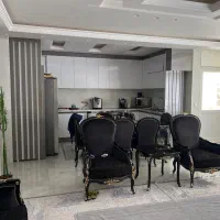 ست ۷نفره مبل کلاسیک و میز ناهار خوری ۶نفره