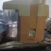 آبمیوه گیر