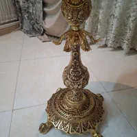 میز کنار سالنی