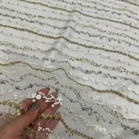 پارچه مجلسی مهره و گلدوزی شده