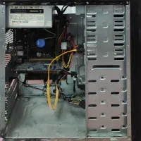 کامپیوتر|رایانه رومیزی|زنجان, |دیوار