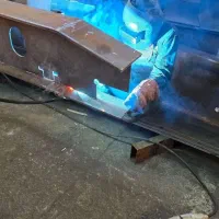 کارگر آهنگری